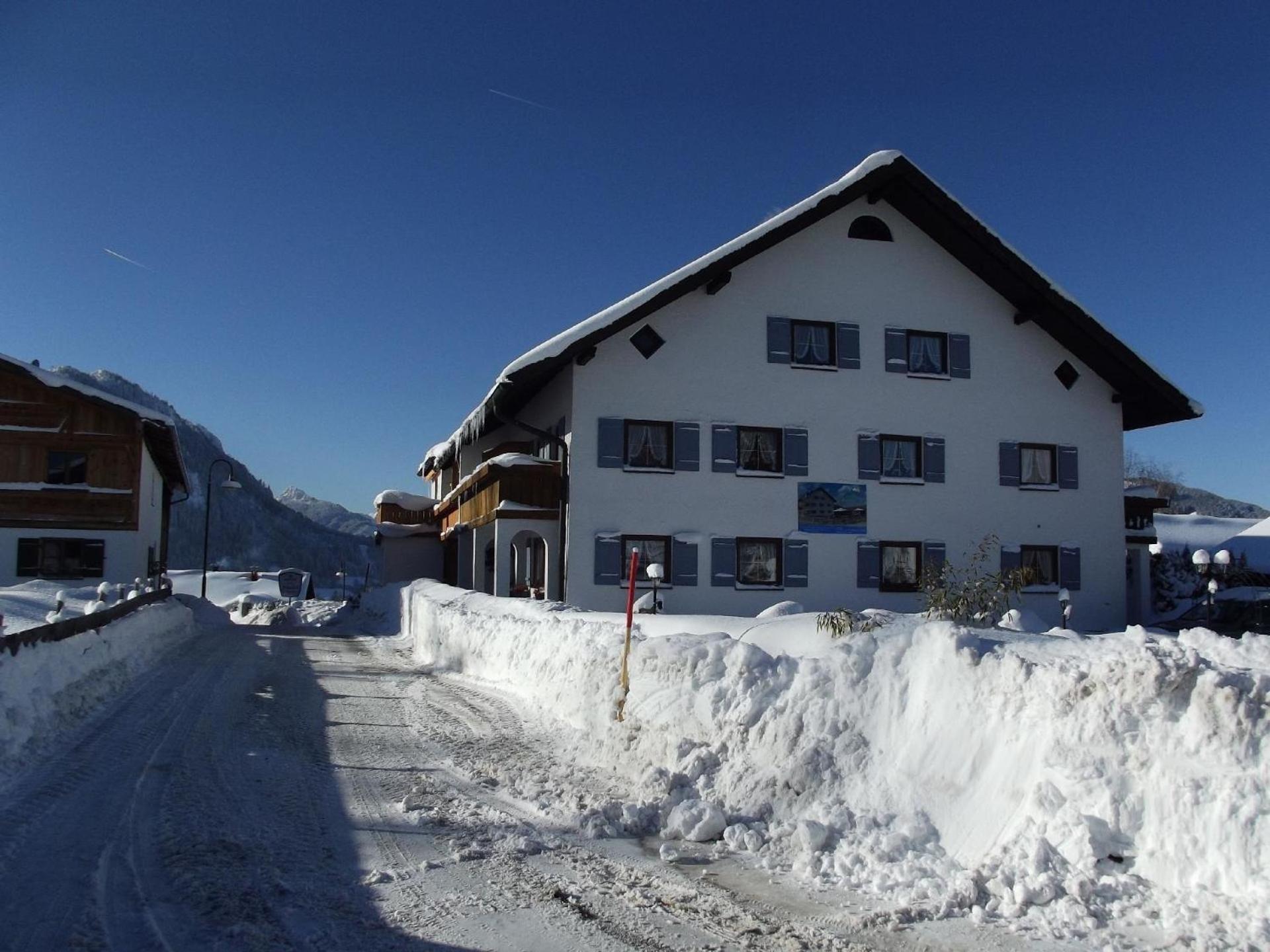 Gemuetliche Ferienwohnung In Urigem Bauernhaus Pfronten Extérieur photo