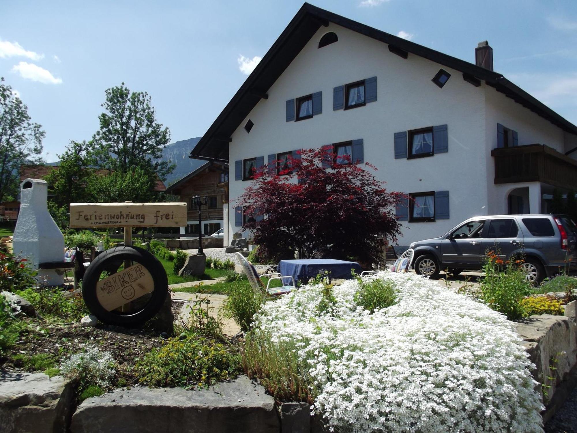 Gemuetliche Ferienwohnung In Urigem Bauernhaus Pfronten Extérieur photo